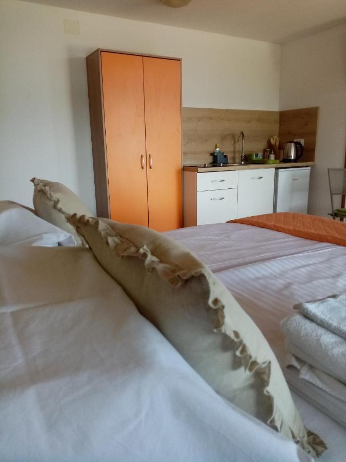 מוטובון Studio Apartman Bel Vedere מראה חיצוני תמונה